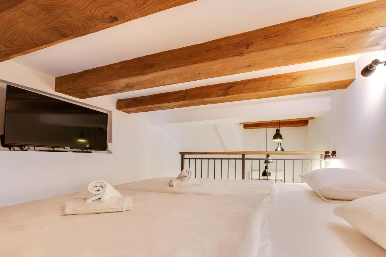 רייקה La Guardia Apartment With Free Private Parking מראה חיצוני תמונה